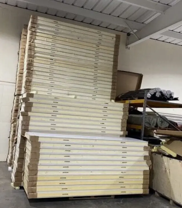 Walk-in Ending Floor Panel 2ft x 8ft