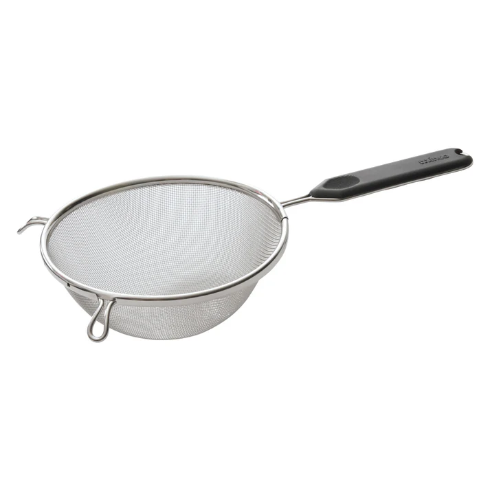 6-1/4" Single Medium Mesh Strainer with Plastic Handle