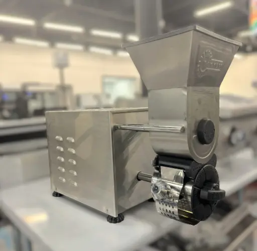 [FOL-R02] Full Automatic Falafel Machine